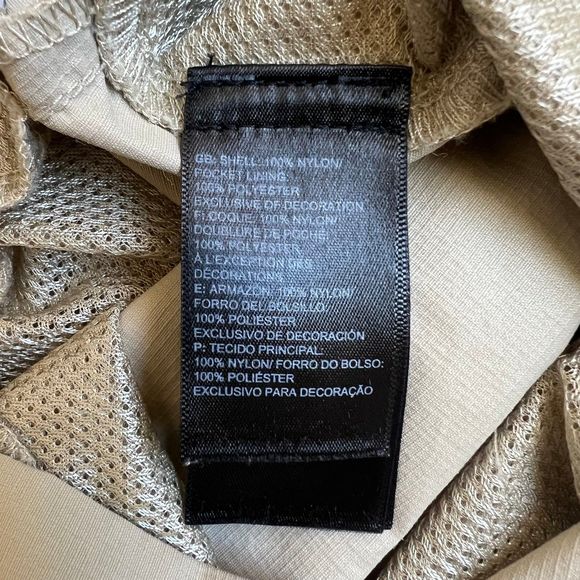 The North Face Men’s 34 Lightweight Nylon Shorts Beige - Picture 7 of 8